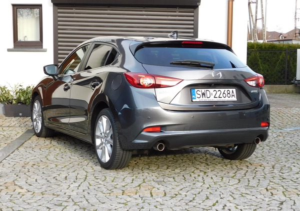 Mazda 3 cena 67900 przebieg: 93000, rok produkcji 2018 z Olsztynek małe 562